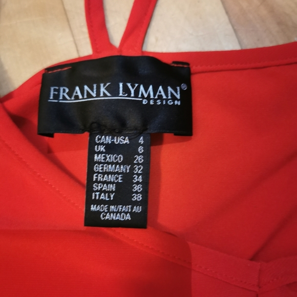 Red t shirt - Picture 3 of 3